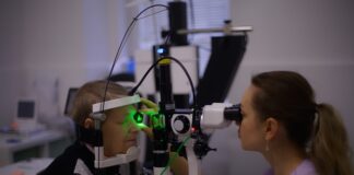 Czy każdy okulista może wydać zaświadczenie do prawa jazdy?