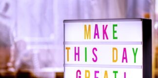 Jaka folia do grafiki tworzonej natryskowo?