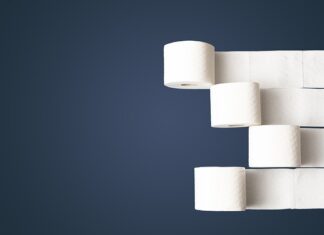 Czym czyścić toaletę w kamperze?