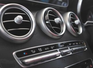 Jak wyprowadzić rurę od klimatyzatora?